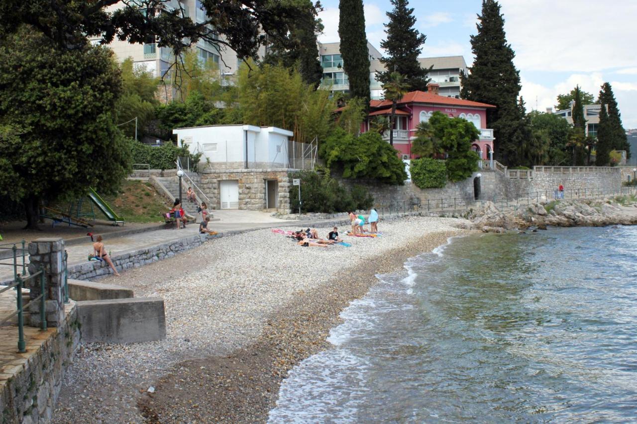 Apartments With A Parking Space Opatija - Pobri, Opatija - 7813 Matulji Eksteriør billede
